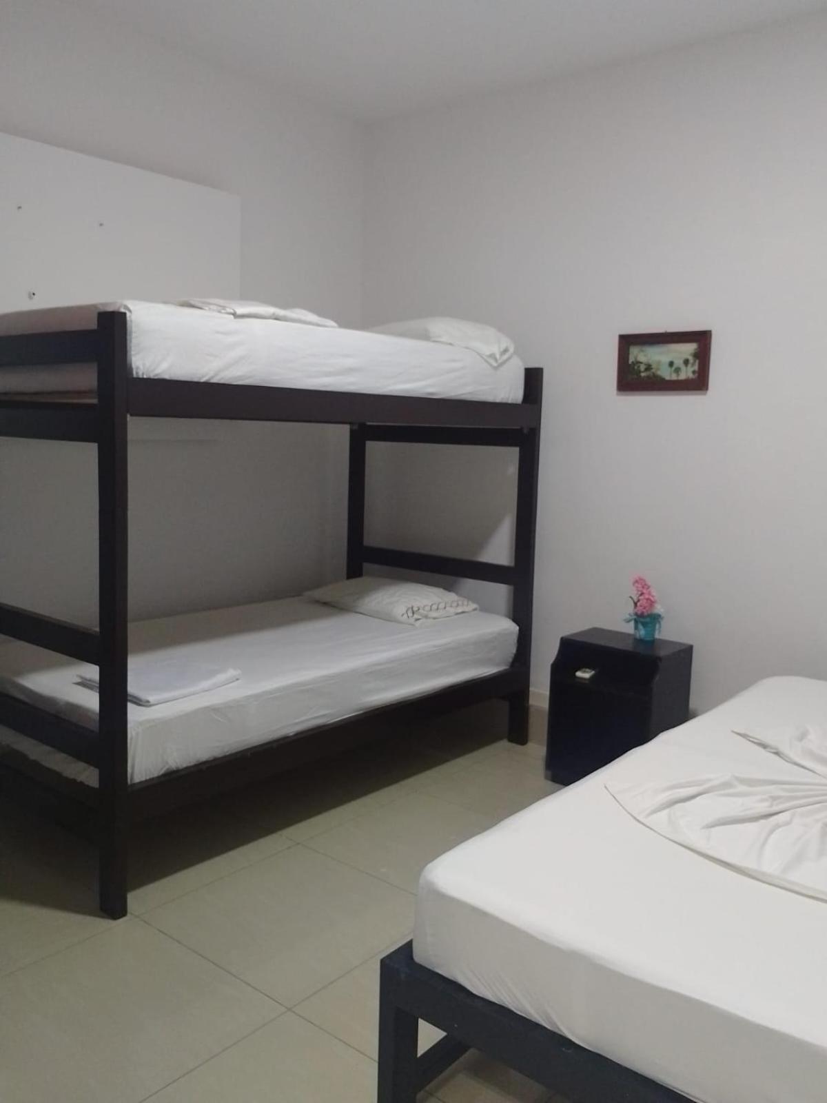 Hospedaje Casa Cultural Saberes Neiva  Bagian luar foto